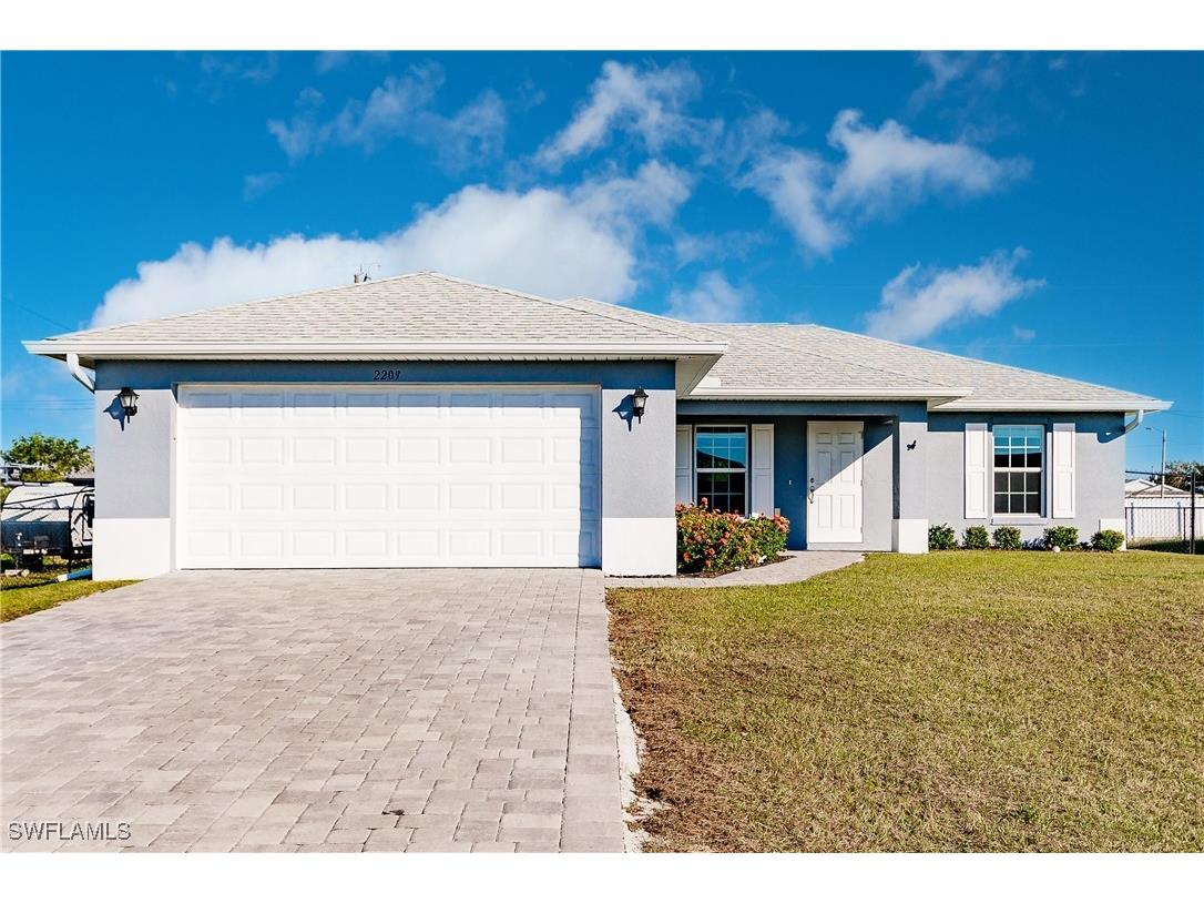 2209 NE 6th Place Cape Coral FL 33909 224096397 image1