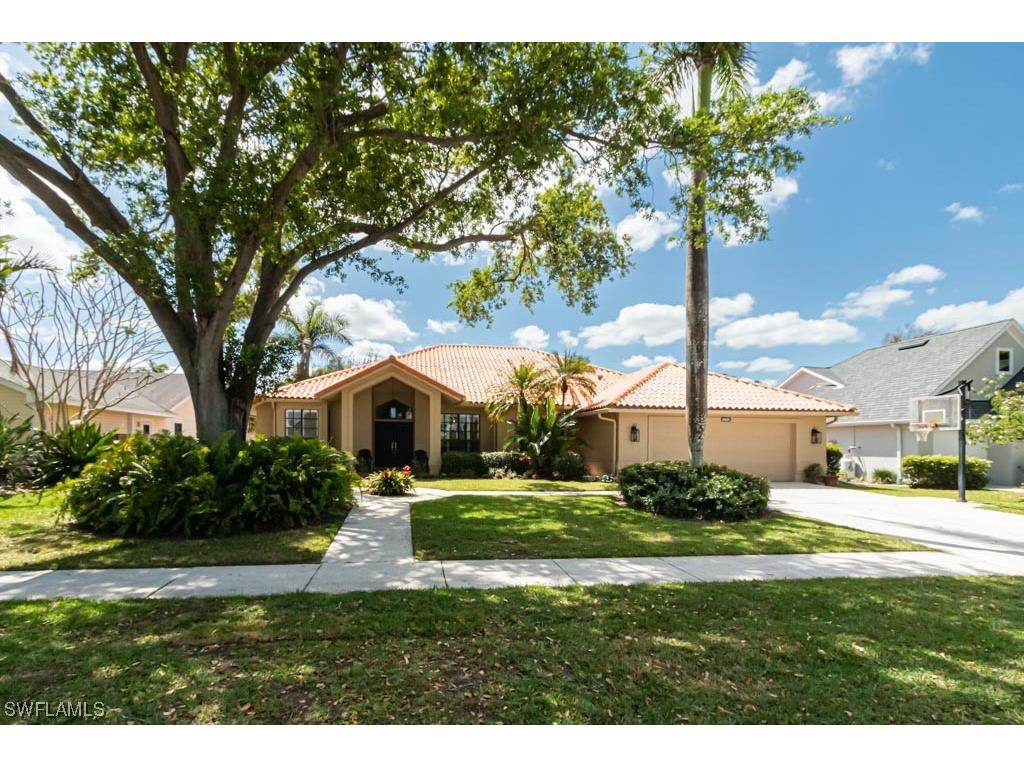 2209 Pinewoods Circle Naples FL 34105 217057994 image1