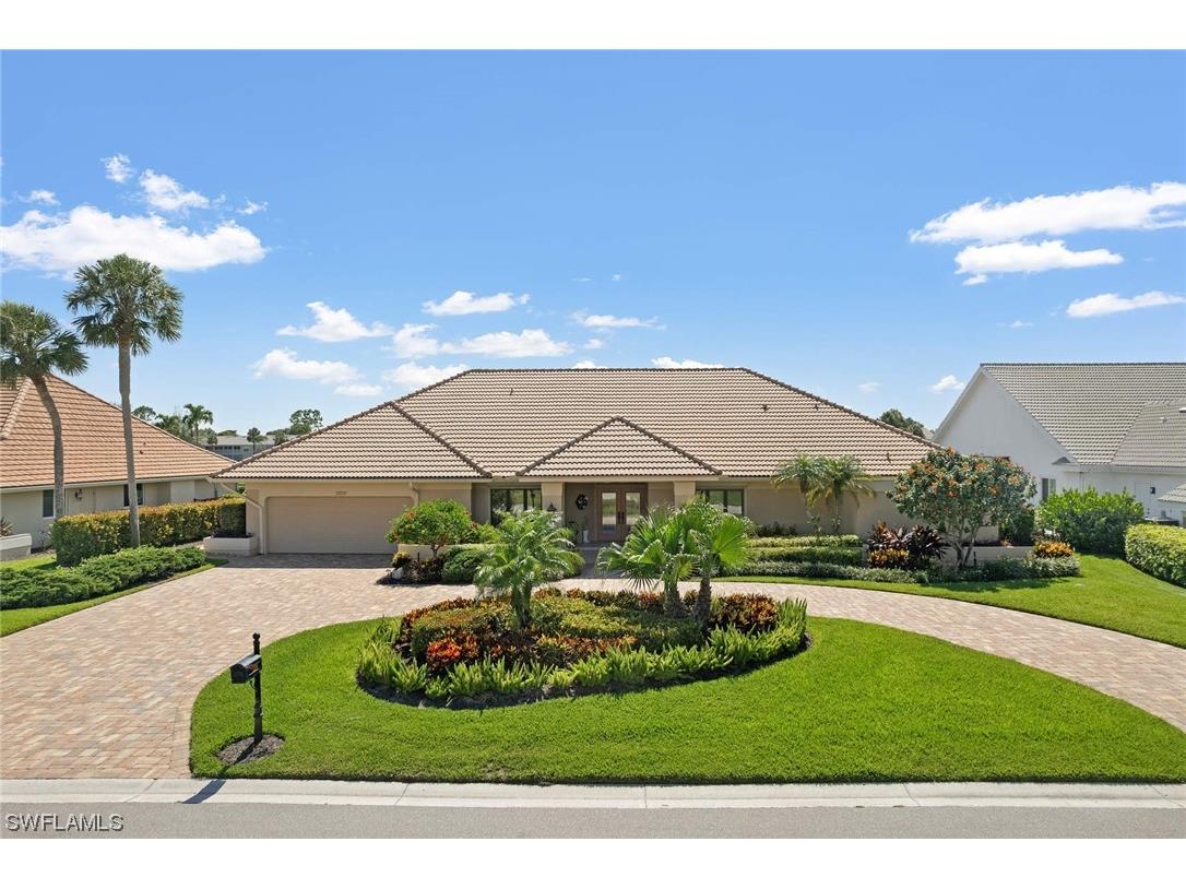 2209 Regal Way Naples FL 34110 223045318 image1