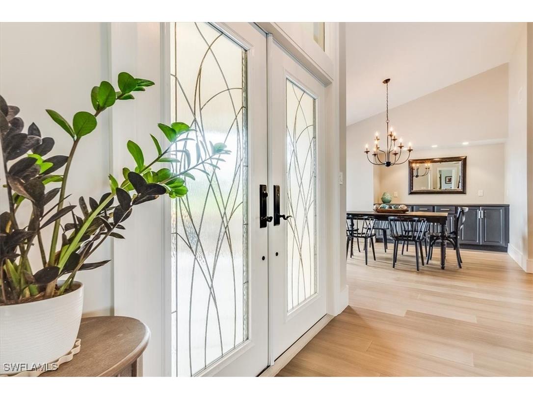 2209 Regal Way Naples FL 34110 225053763 image1