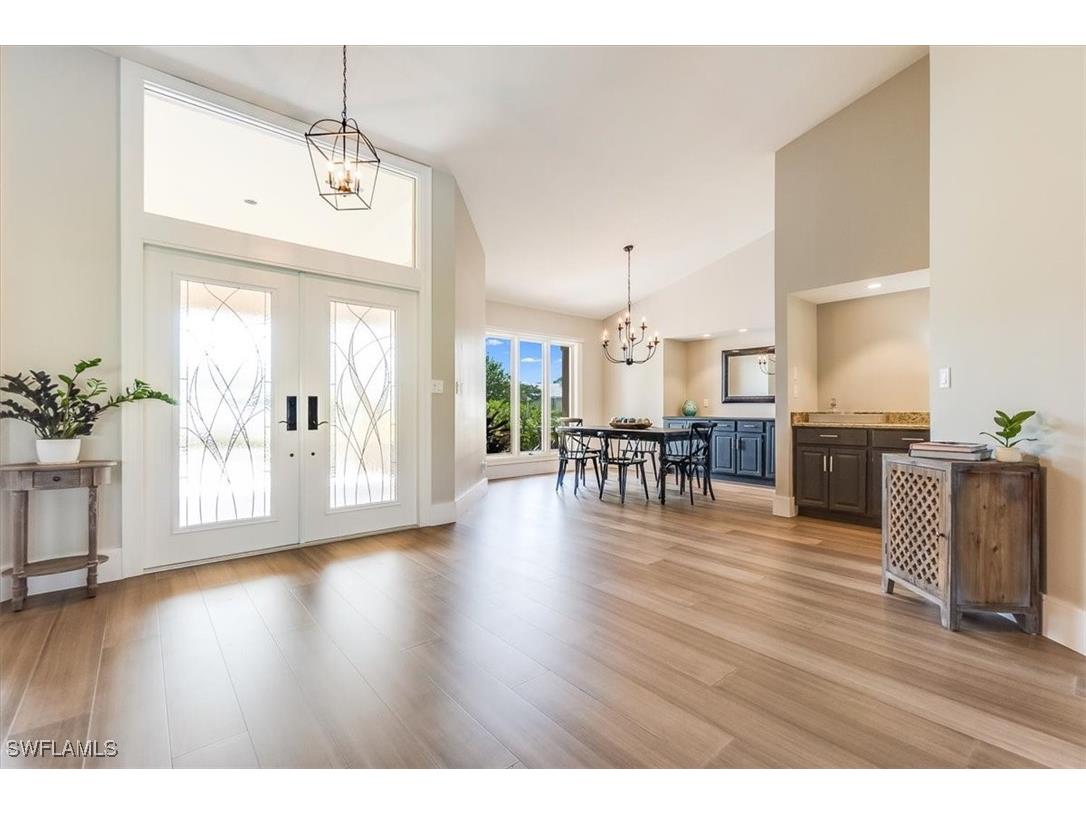 2209 Regal Way Naples FL 34110 225053763 image2