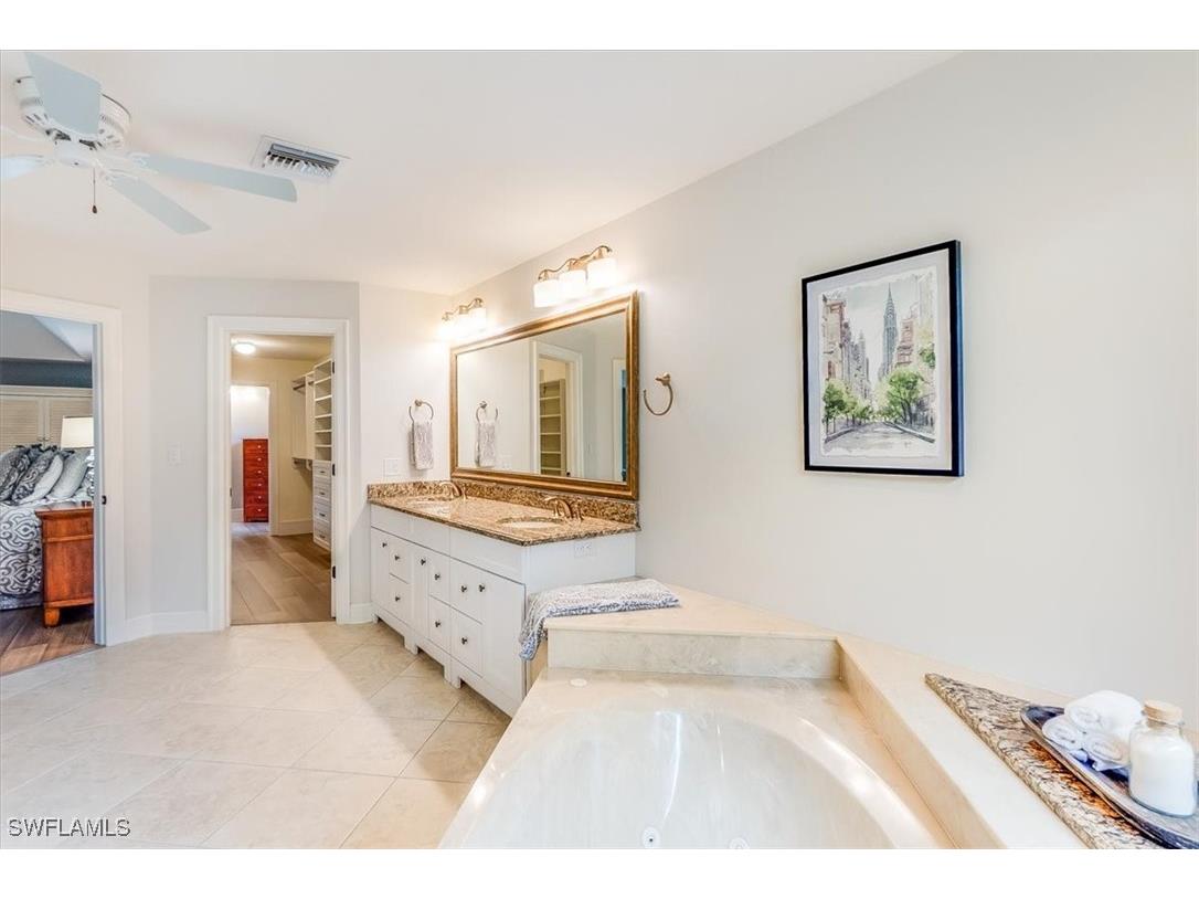 2209 Regal Way Naples FL 34110 225053763 image26