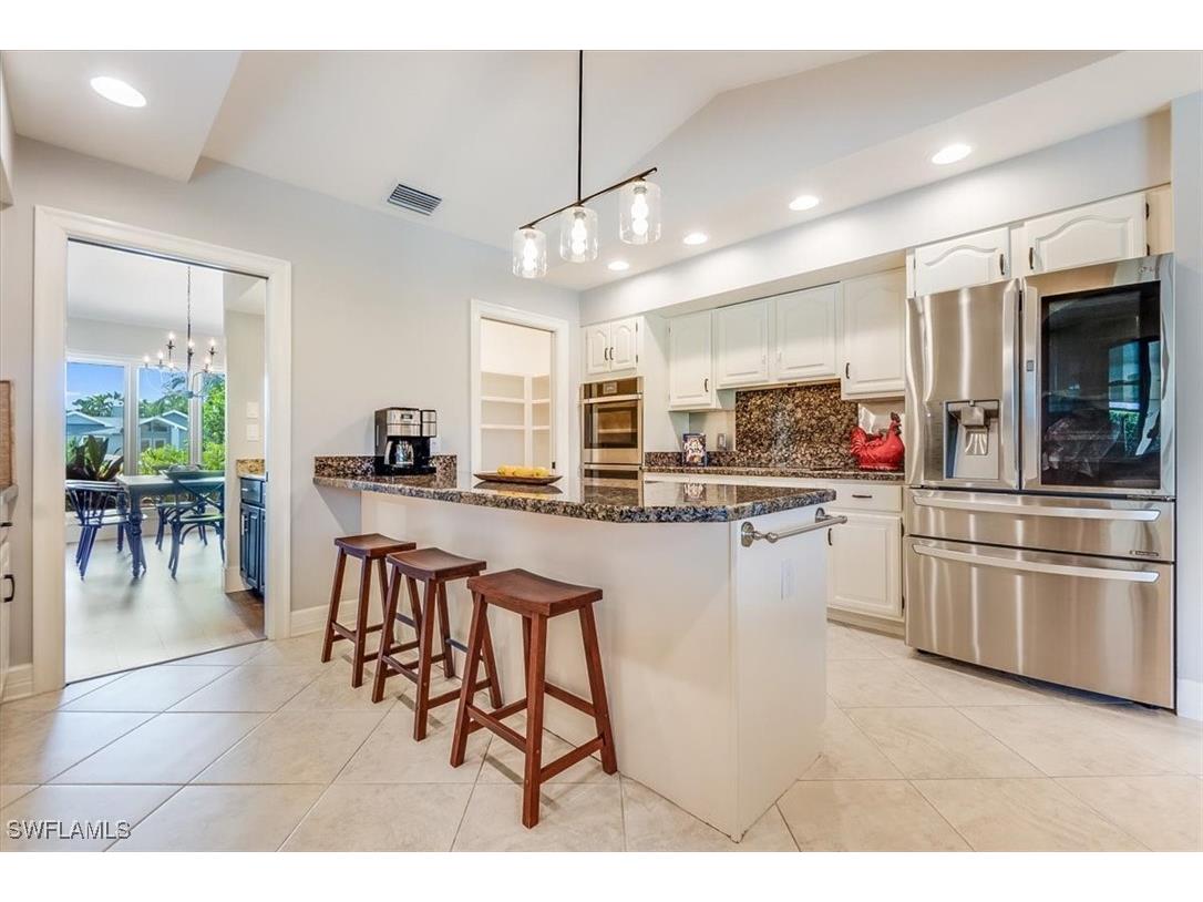 2209 Regal Way Naples FL 34110 225053763 image9