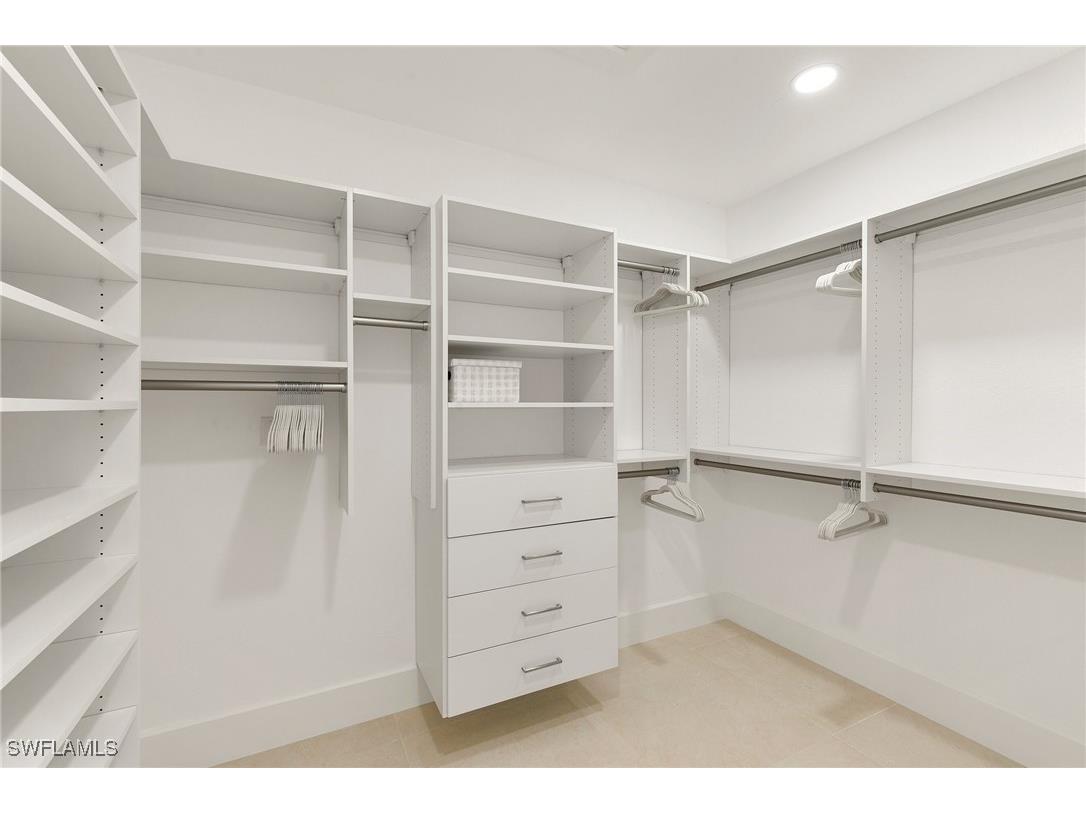 221 10th Street SE Naples FL 34117 225047621 image24