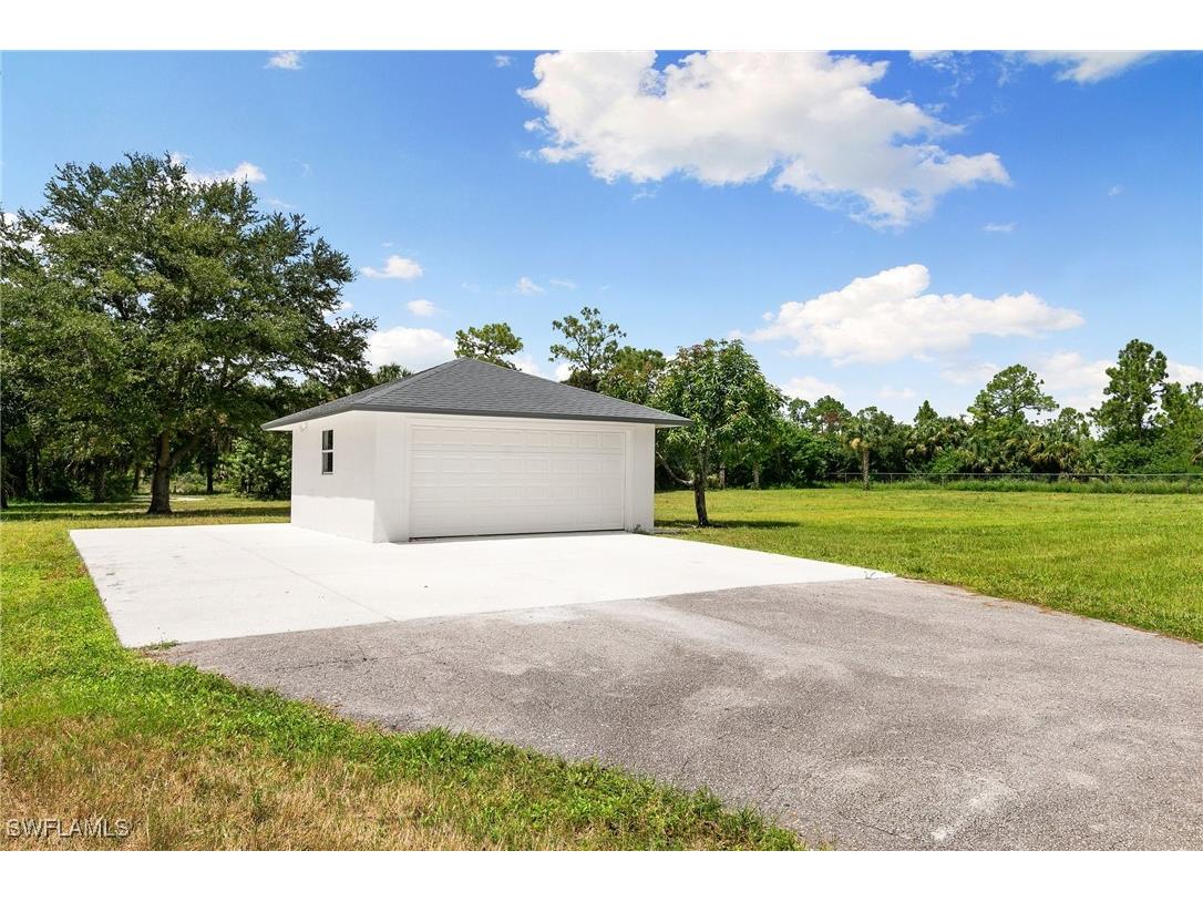 221 10th Street SE Naples FL 34117 225047621 image33