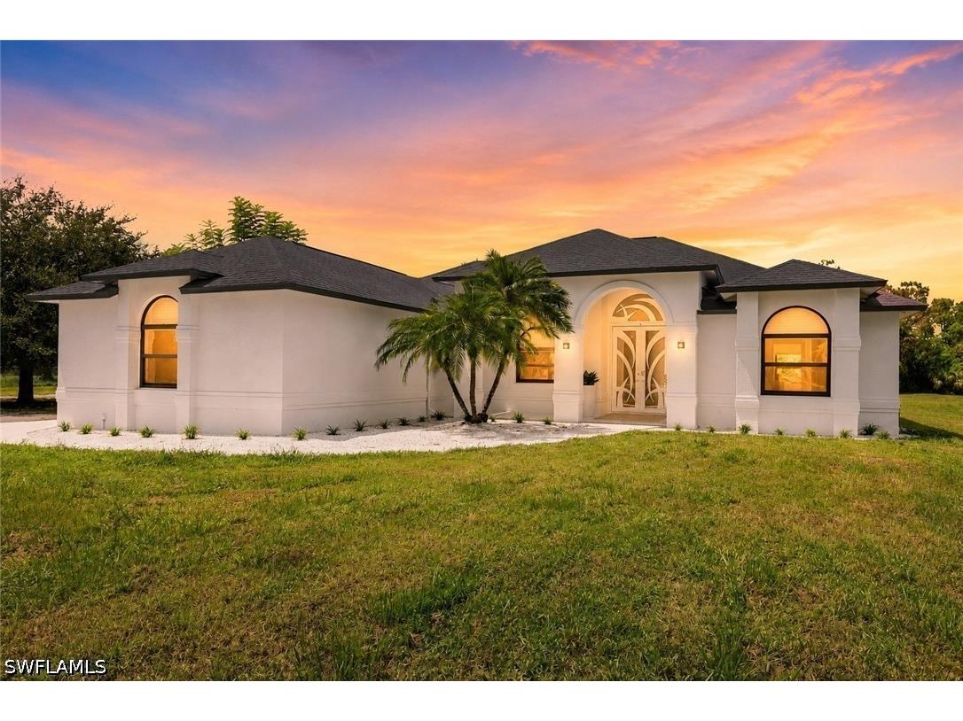 221 10th Street SE Naples FL 34117 226021498 image1