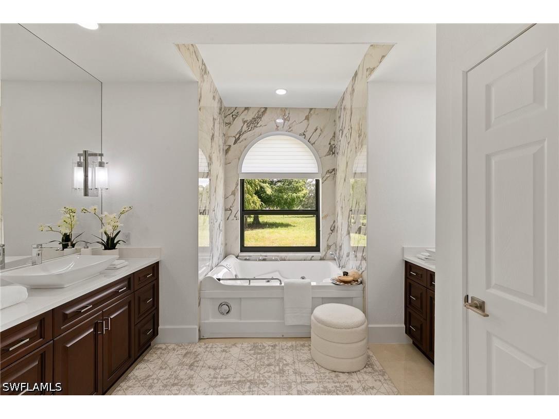 221 10th Street SE Naples FL 34117 226021498 image21