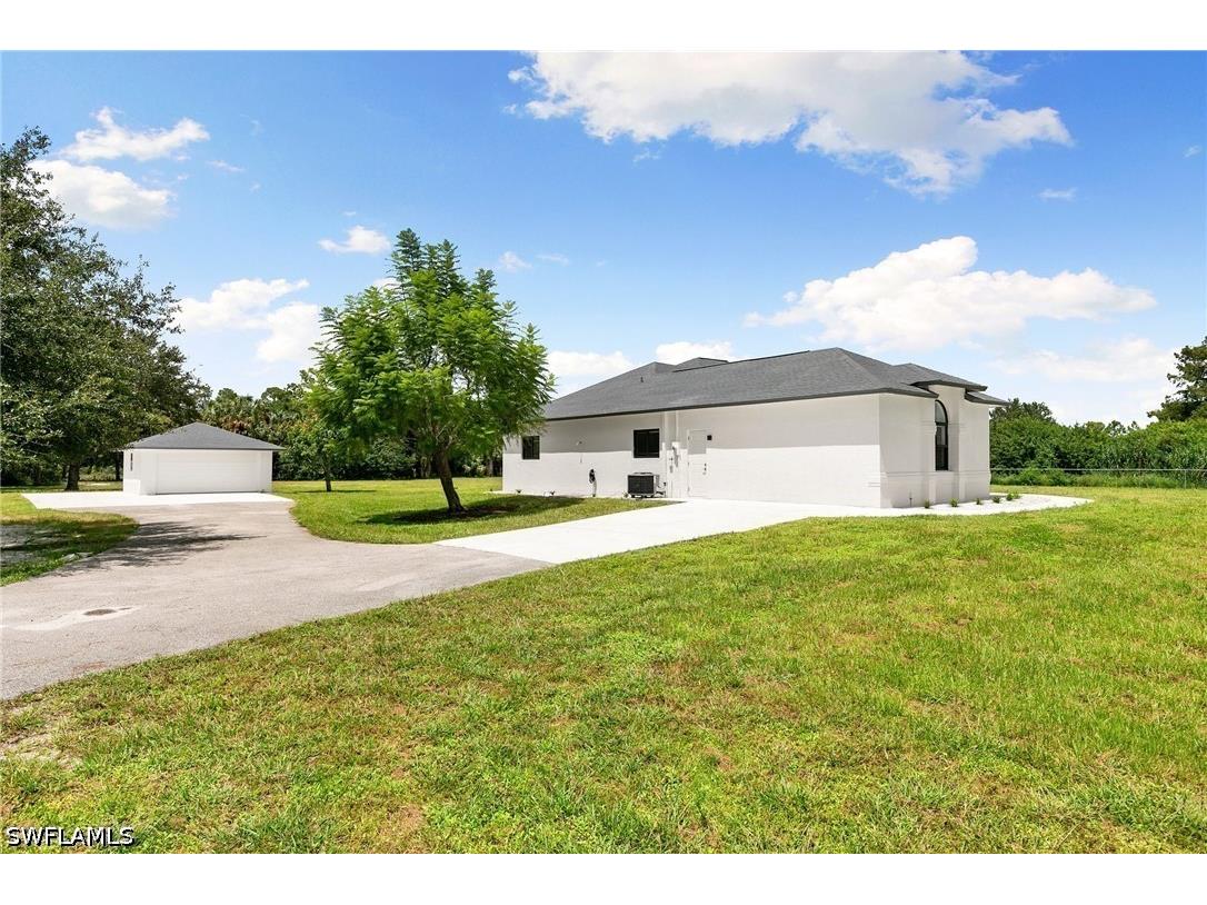 221 10th Street SE Naples FL 34117 226021498 image3