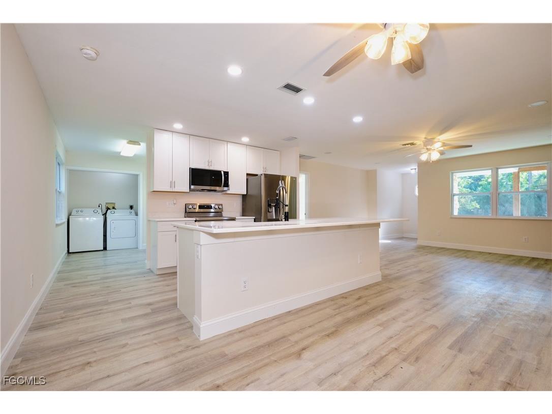 221 18th Avenue NW Naples FL 34120 2025024503 image13