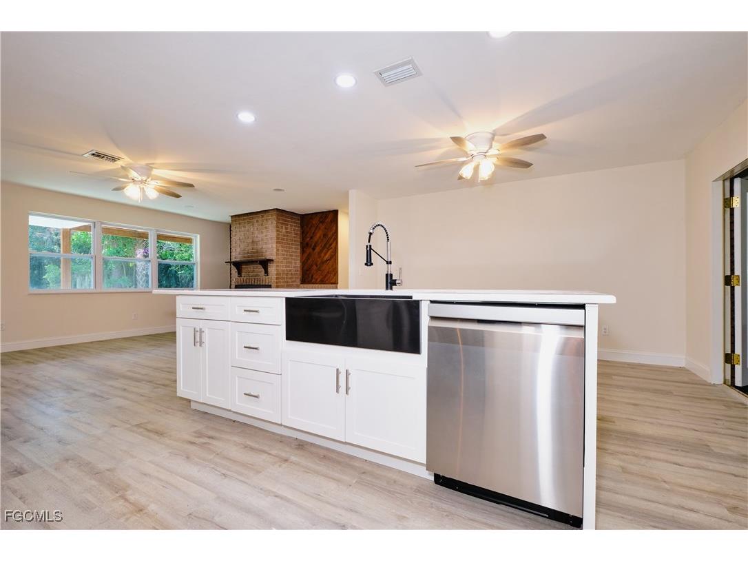 221 18th Avenue NW Naples FL 34120 2025024503 image17