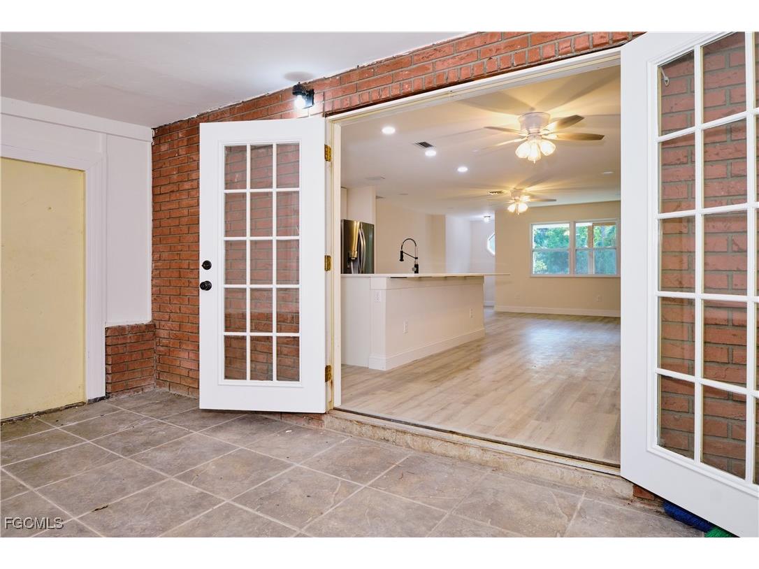 221 18th Avenue NW Naples FL 34120 2025024503 image19