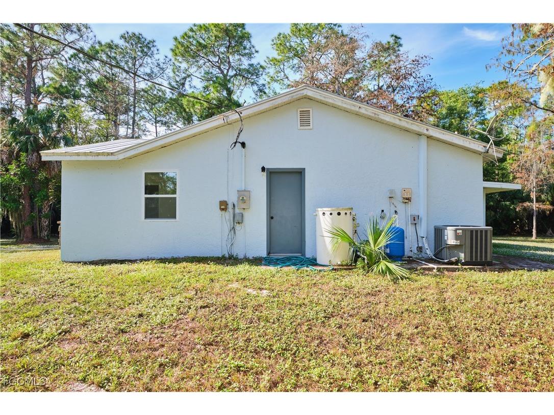 221 18th Avenue NW Naples FL 34120 2025024503 image45