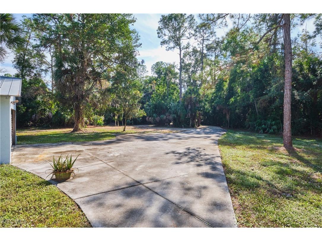 221 18th Avenue NW Naples FL 34120 2025024503 image48