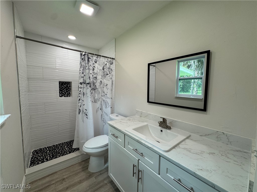 221 18th Avenue NW Naples FL 34120 225070481 image9