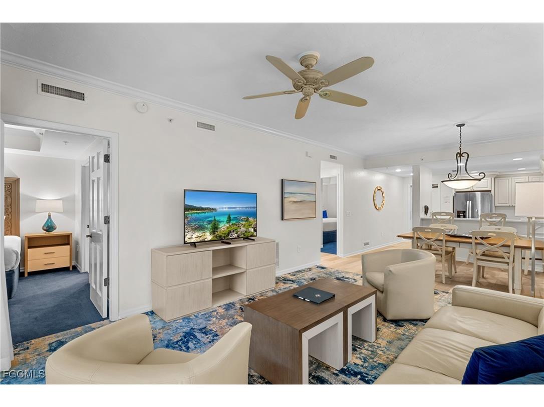 221 9th Street S #113 Naples FL 34102 2025021439 image1