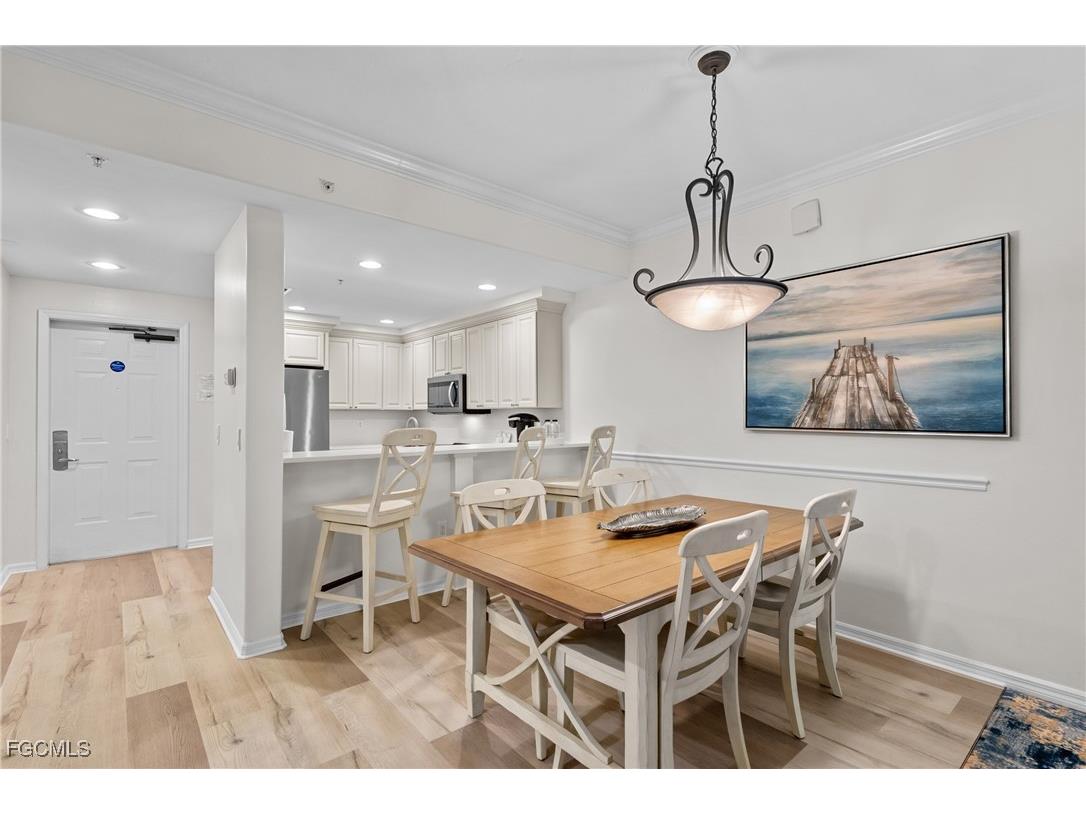 221 9th Street S #113 Naples FL 34102 2025021439 image7