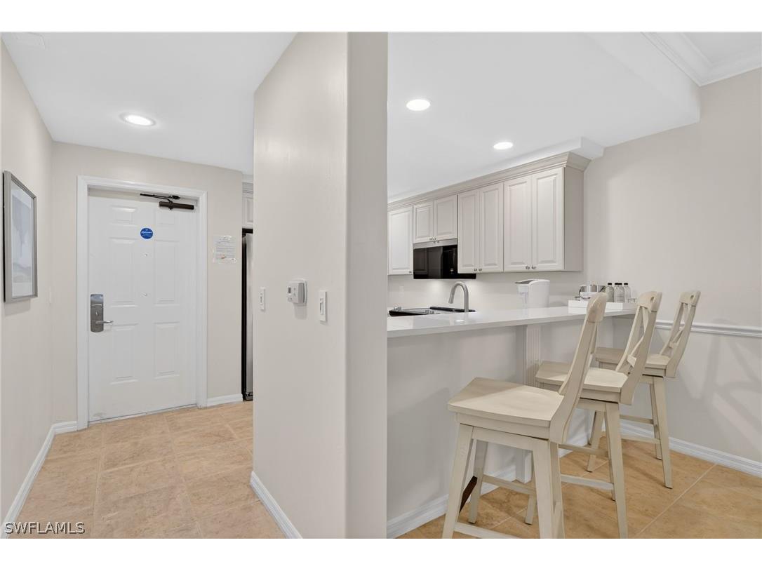 221 9th Street S #114 Naples FL 34102 226010460 image15