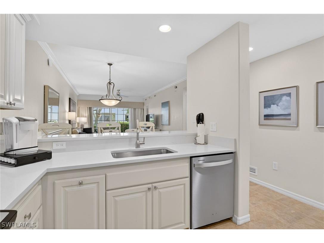 221 9th Street S #114 Naples FL 34102 226010460 image17