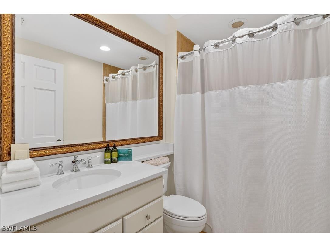 221 9th Street S #114 Naples FL 34102 226010460 image20