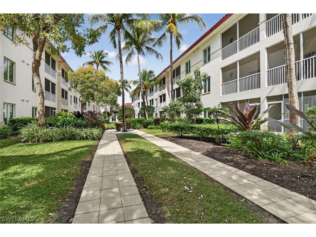 221 9th Street S #114 Naples FL 34102 226010460 image25