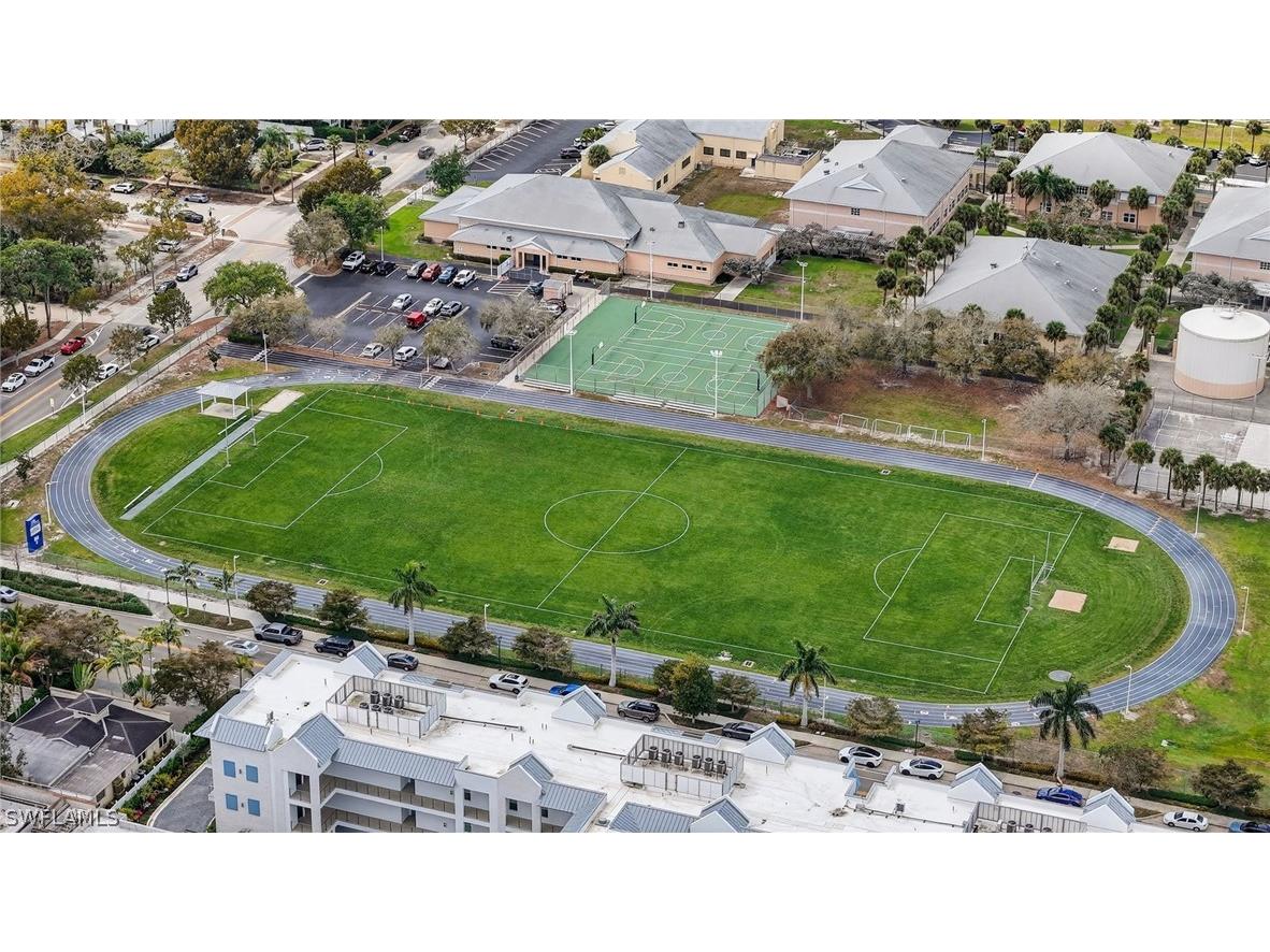 221 9th Street S #114 Naples FL 34102 226010460 image8