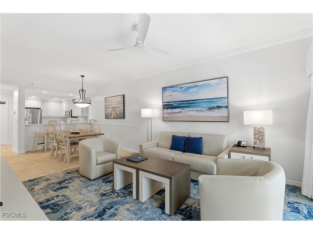 221 9th Street S #123 Naples FL 34102 2025025748 image1