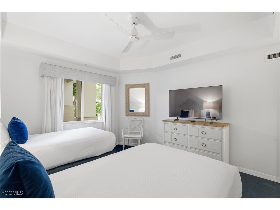 221 9th Street S #123 Naples FL 34102 2025025748 image19