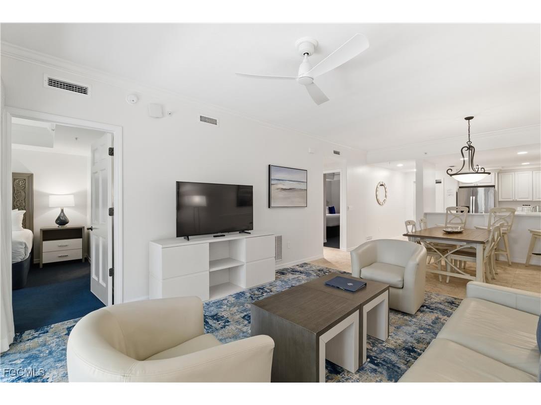 221 9th Street S #123 Naples FL 34102 2025025748 image24