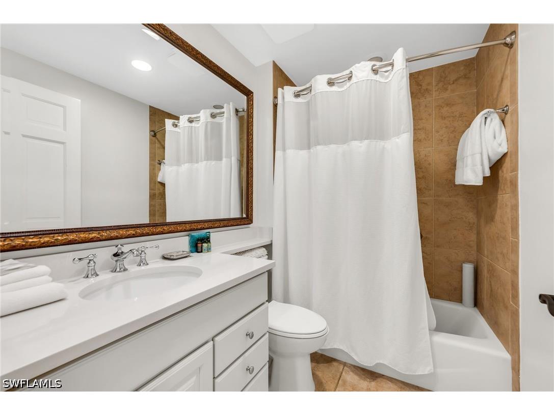 221 9th Street S #123 Naples FL 34102 226019439 image11