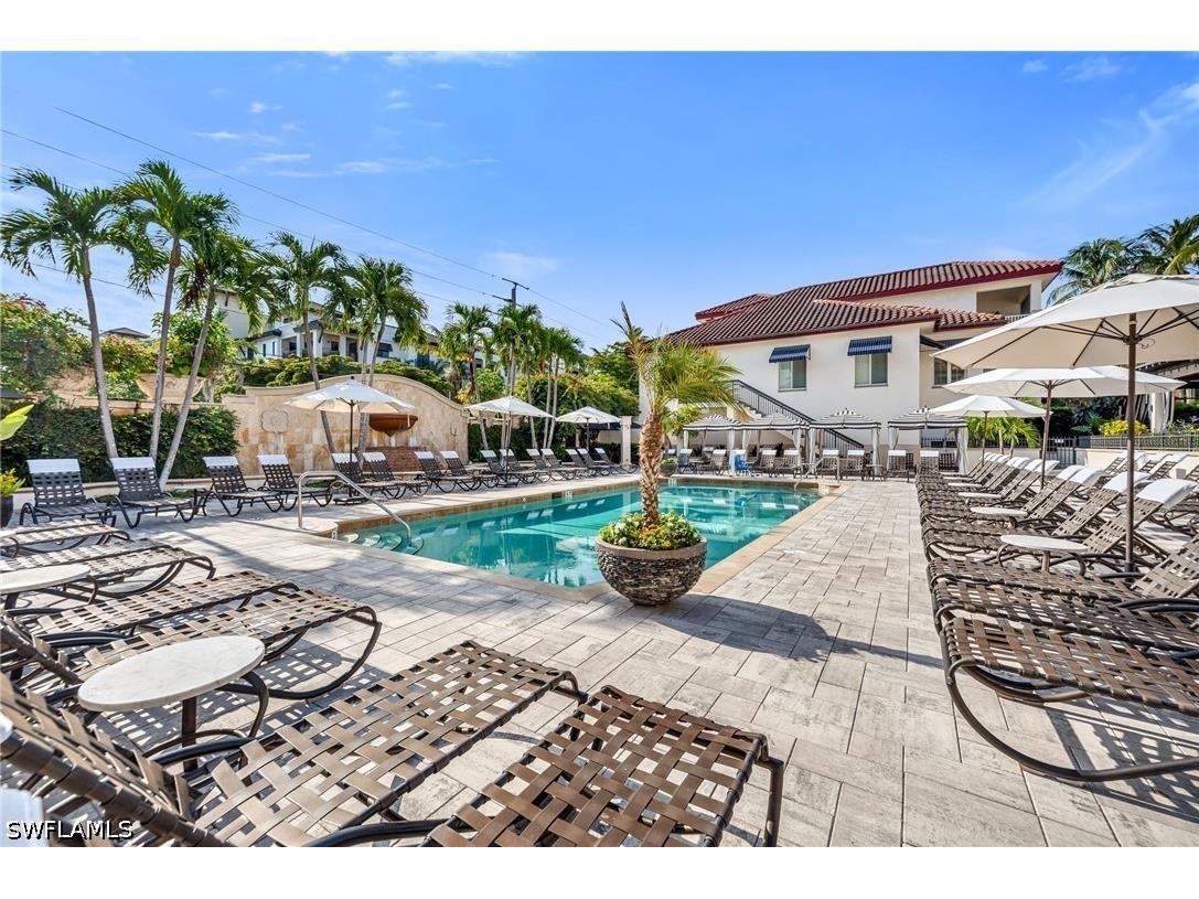 221 9th Street S #123 Naples FL 34102 226019439 image15