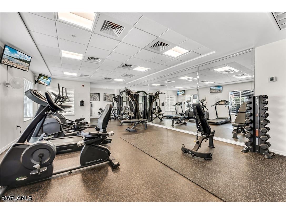 221 9th Street S #123 Naples FL 34102 226019439 image18