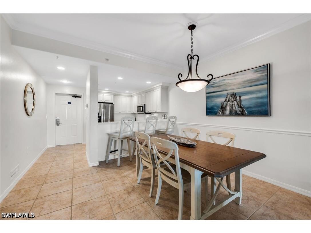 221 9th Street S #123 Naples FL 34102 226019439 image3