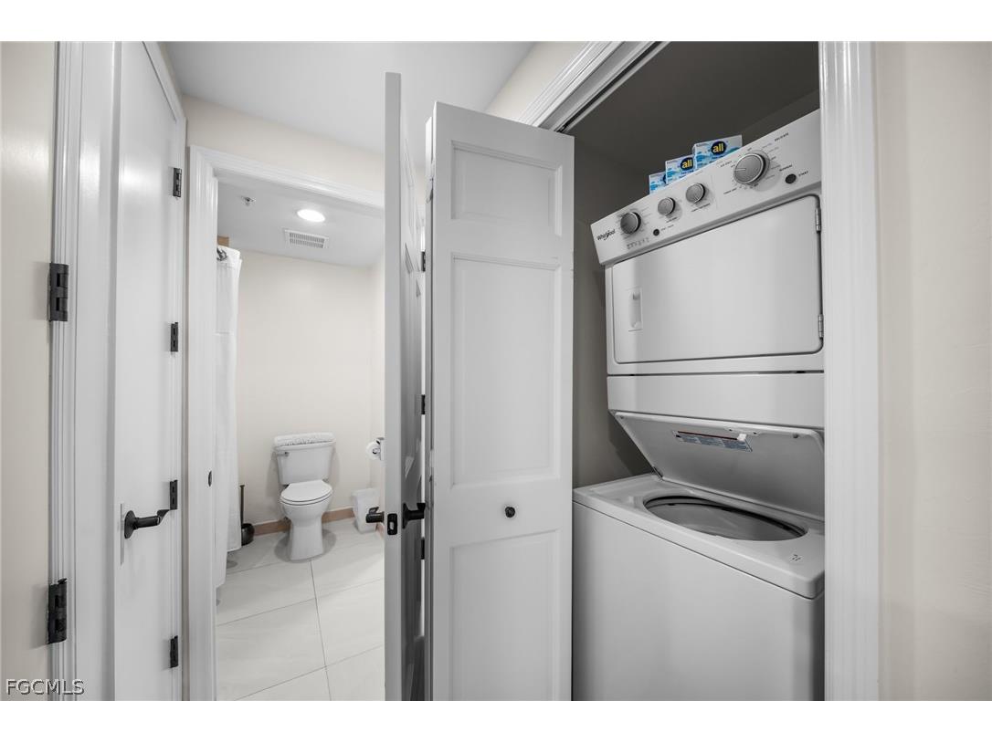 221 9th Street S #127 Naples FL 34102 2026010008 image12