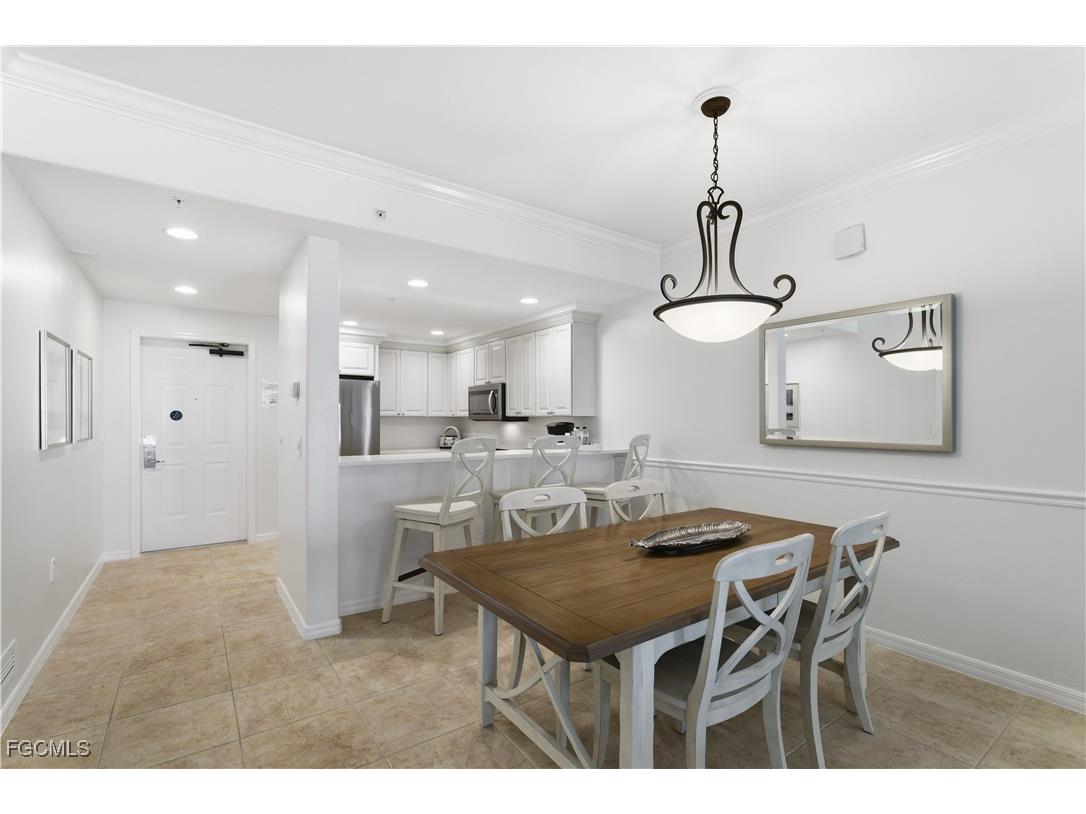 221 9th Street S #207 Naples FL 34102 2026001834 image11