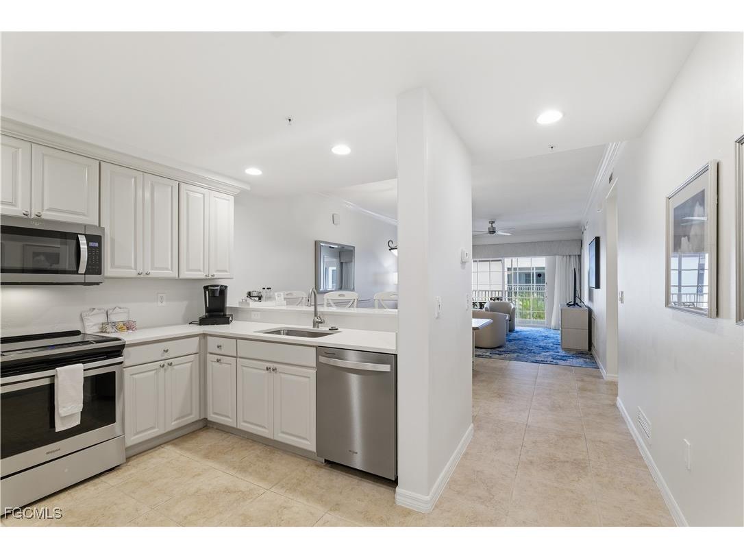 221 9th Street S #207 Naples FL 34102 2026001834 image19