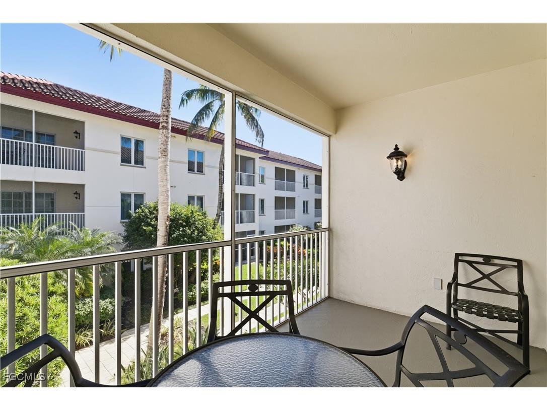 221 9th Street S #207 Naples FL 34102 2026001834 image9