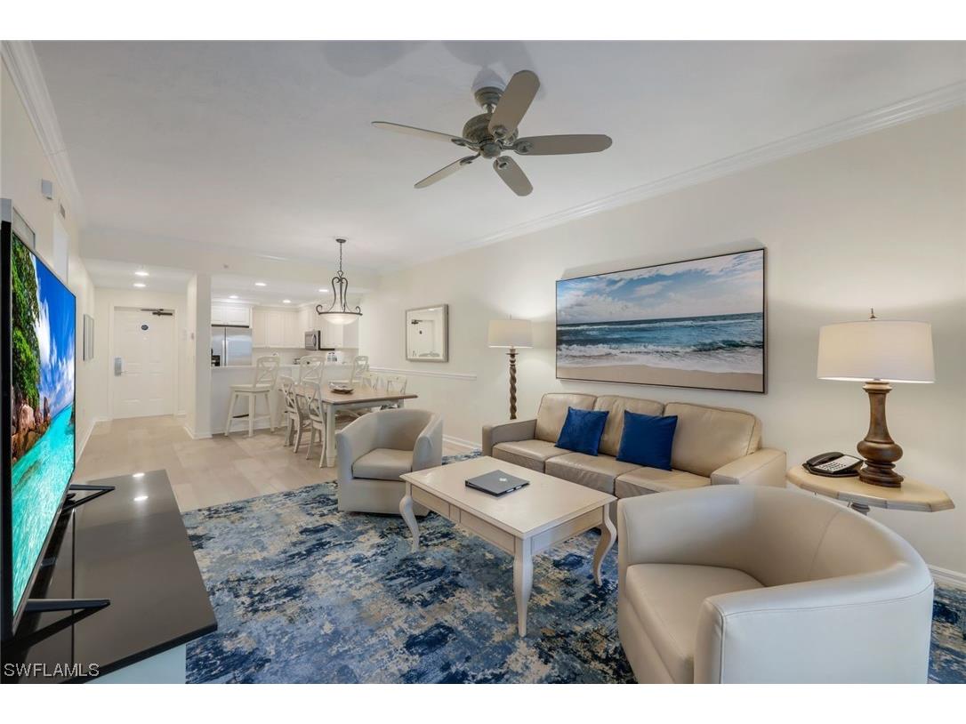 221 9th Street S #213 Naples FL 34102 224000689 image1