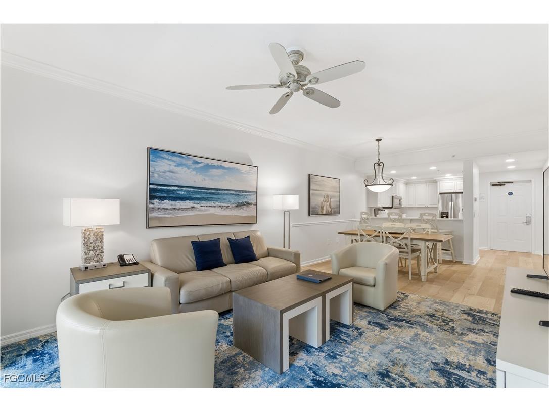 221 9th Street S #217 Naples FL 34102 2025025755 image1
