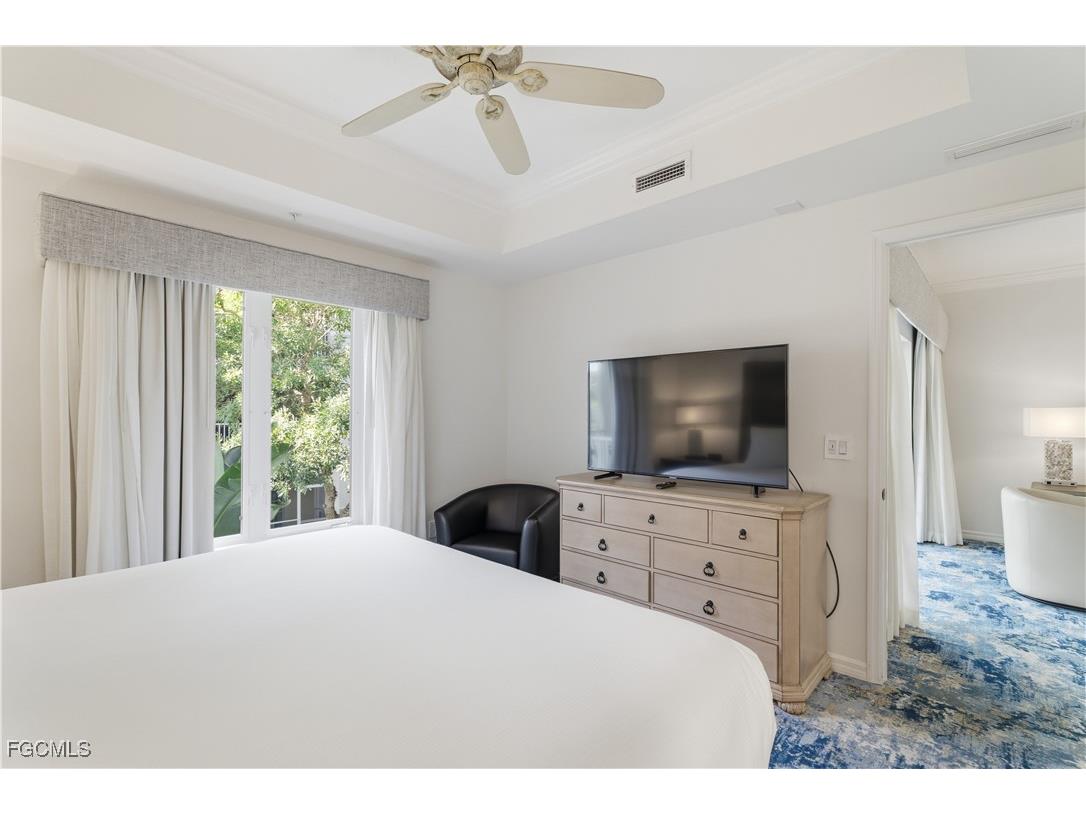 221 9th Street S #217 Naples FL 34102 2025025755 image19