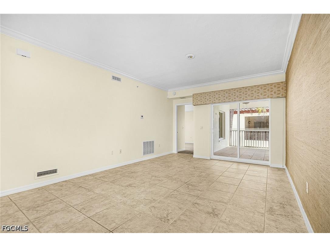 221 9th Street S #301 Naples FL 34102 2026019405 image11