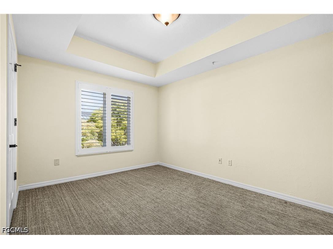 221 9th Street S #301 Naples FL 34102 2026019405 image17