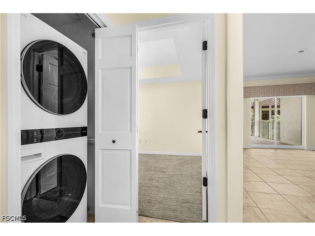 221 9th Street S #301 Naples FL 34102 2026019405 image19