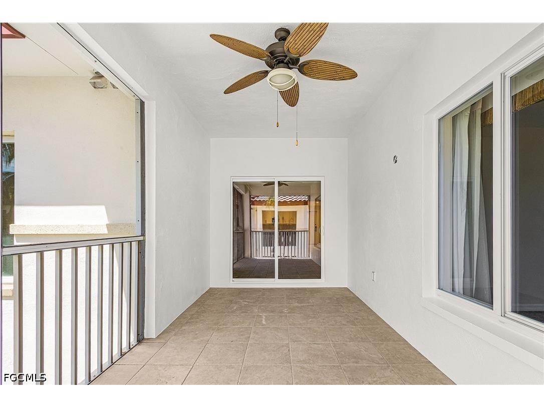 221 9th Street S #301 Naples FL 34102 2026019405 image22