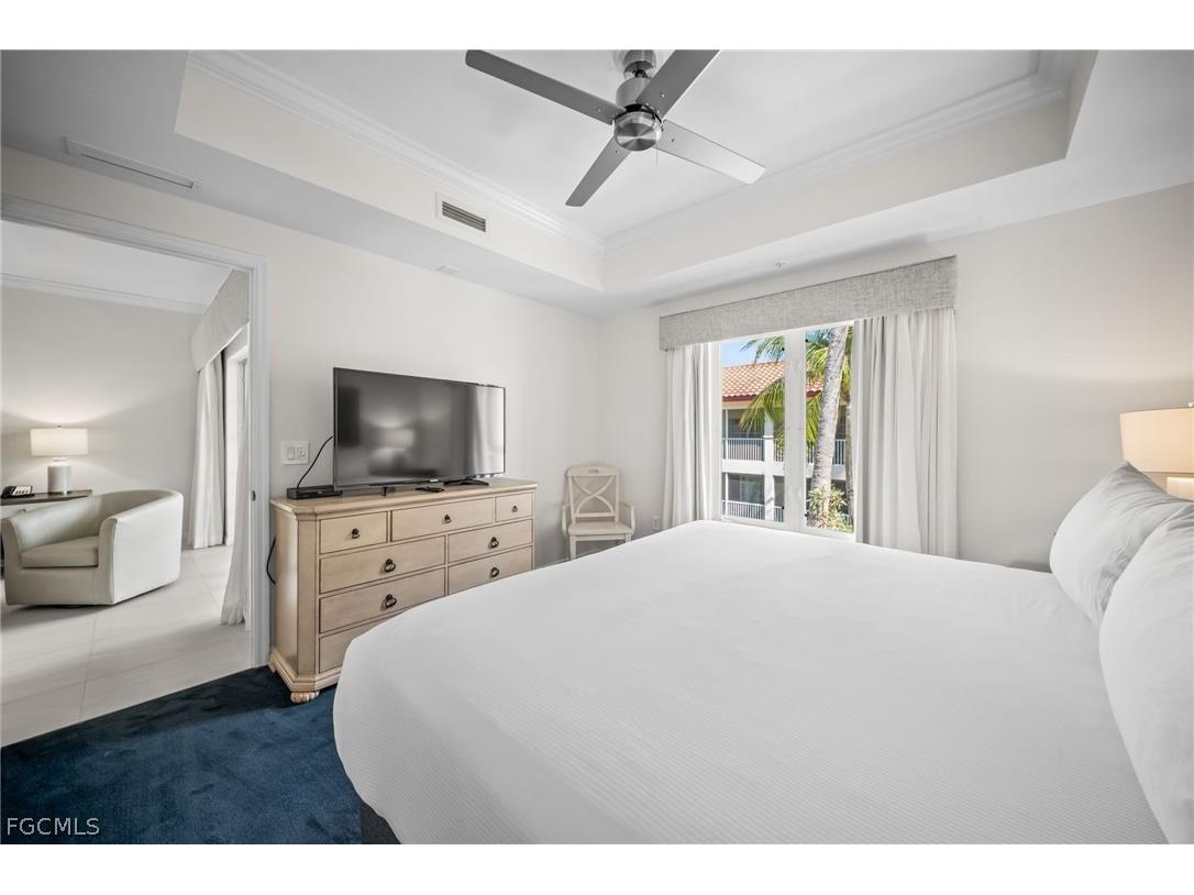 221 9th Street S #313 Naples FL 34102 2026010000 image14