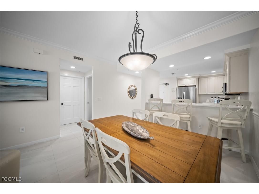 221 9th Street S #313 Naples FL 34102 2026010000 image9