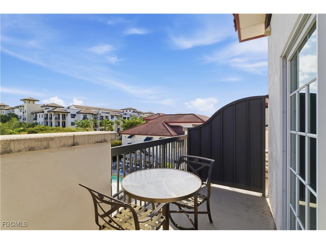 221 9th Street S #403 Naples FL 34102 2025025760 image11