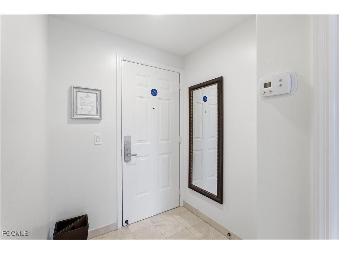 221 9th Street S #403 Naples FL 34102 2025025760 image17