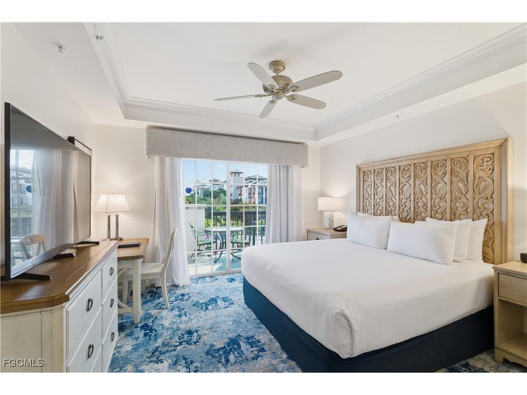 221 9th Street S #403 Naples FL 34102 2025025760 image2
