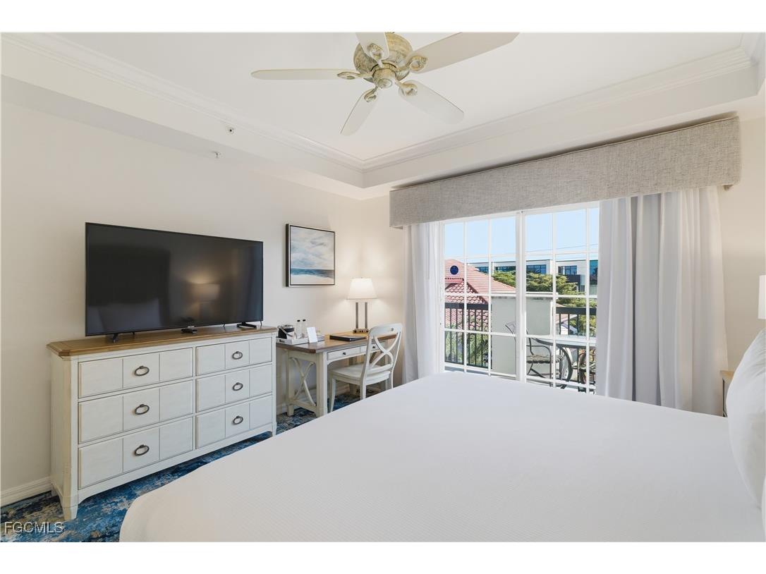 221 9th Street S #403 Naples FL 34102 2025025760 image6