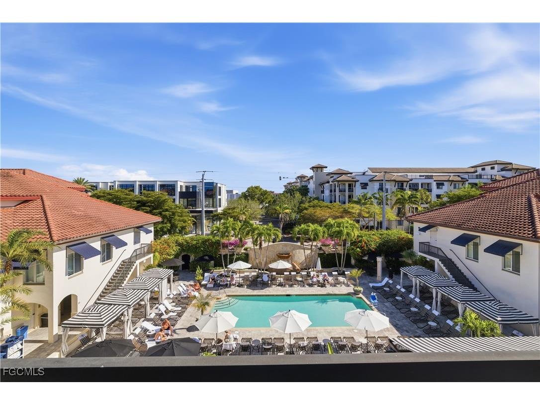 221 9th Street S #405 Naples FL 34102 2026001832 image1